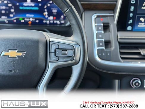 Used 2023 Chevrolet Suburban Premier image 39
