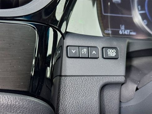 Used 2025 Lexus ES 350 w/ Premium Package image 14