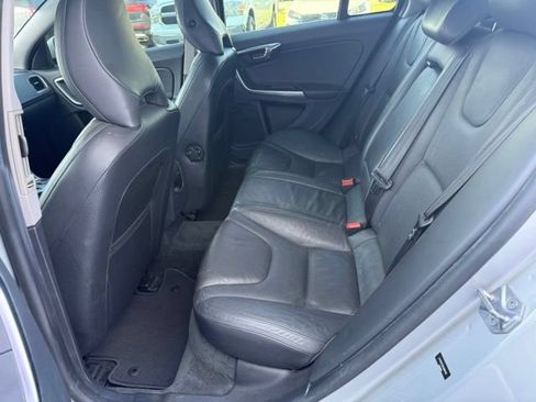 Used 2014 Volvo S60 T5 FWD image 16