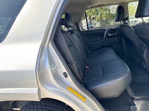 Used 2021 Toyota 4Runner Venture w/ Moonroof Package AWD/4WD image 28