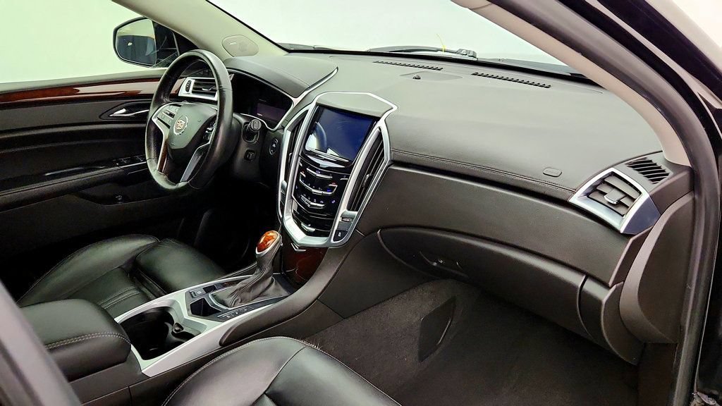 Used 2015 Cadillac SRX Luxury w/ Driver Awareness Package FWD image 24