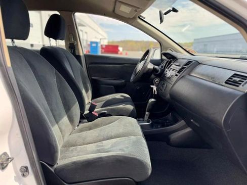 Used 2011 Nissan Versa 1.8 S FWD image 26