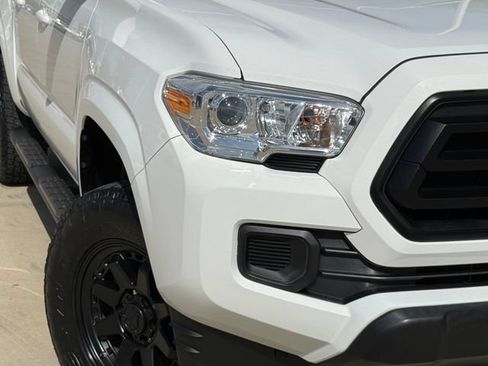 Used 2023 Toyota Tacoma SR AWD/4WD image 3