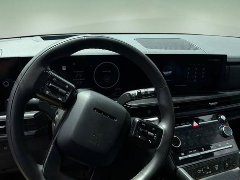 Used 2024 Hyundai Santa Fe Calligraphy FWD image 9