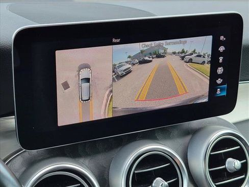 Used 2022 Mercedes-Benz GLC 300 image 12