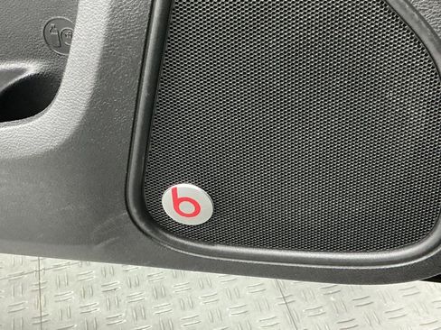 Used 2015 Chrysler 300 S image 6