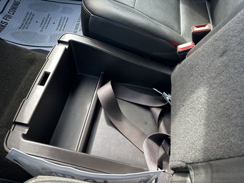 Used 2015 GMC Sierra 1500 SLT w/ SLT Crew Cab Value Package image 56