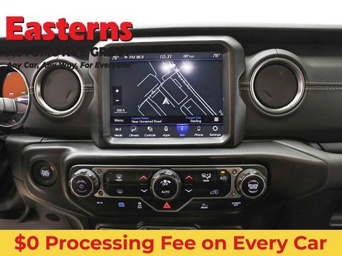Used 2023 Jeep Wrangler Unlimited Sahara AWD/4WD image 12