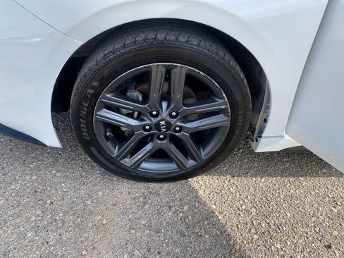 Used 2021 Kia Forte GT-Line image 27