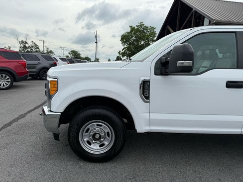 Used 2017 Ford F250 XL w/ Power Equipment Group RWD image 34