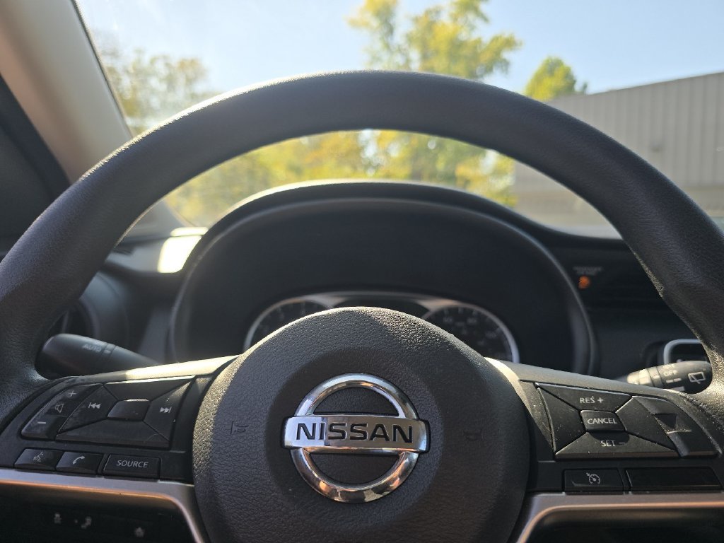 Used 2021 Nissan Kicks S FWD image 25