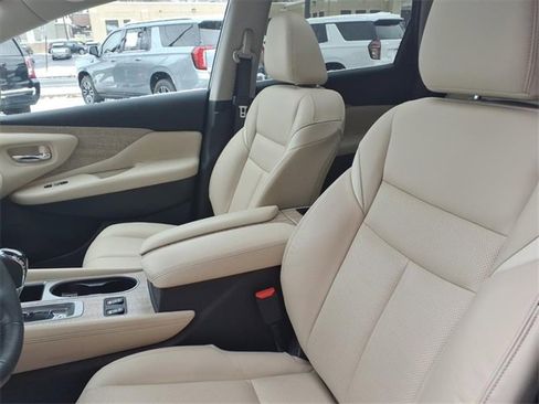 Used 2024 Nissan Murano SL image 11