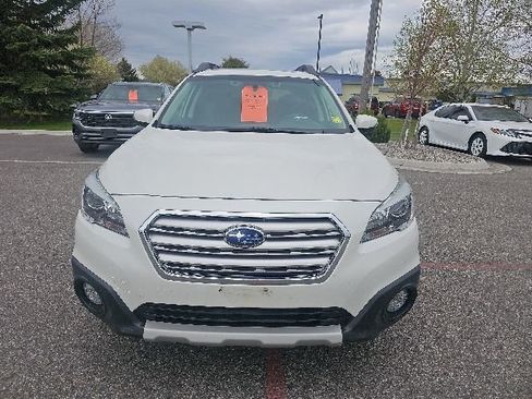 Used 2015 Subaru Outback 2.5i Limited AWD/4WD image 2