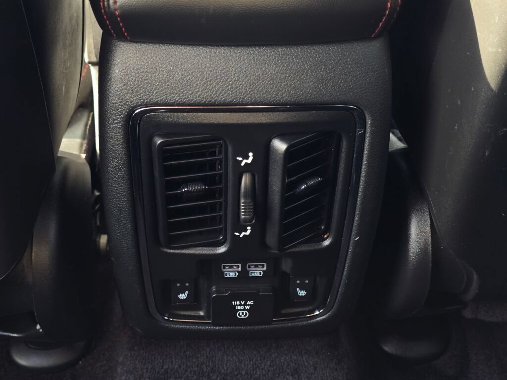 Used 2018 Jeep Grand Cherokee Trailhawk w/ Trailhawk Luxury Group AWD/4WD image 20
