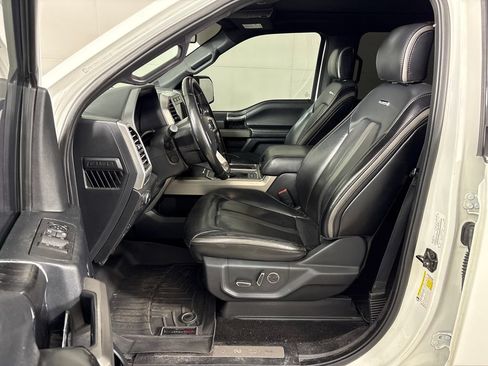 Used 2020 Ford F150 Platinum w/ Equipment Group 701A Luxury AWD/4WD image 30