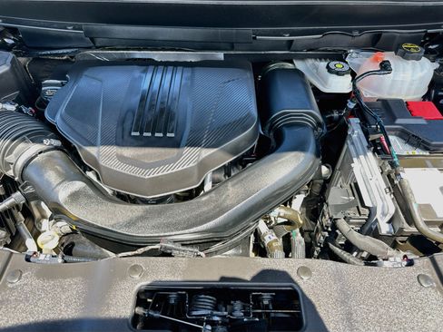 Used 2024 GMC Acadia Denali w/ Super Cruise Package FWD image 34