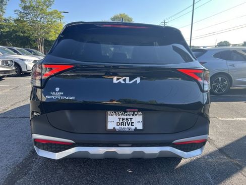 Certified 2025 Kia Sportage EX FWD image 7