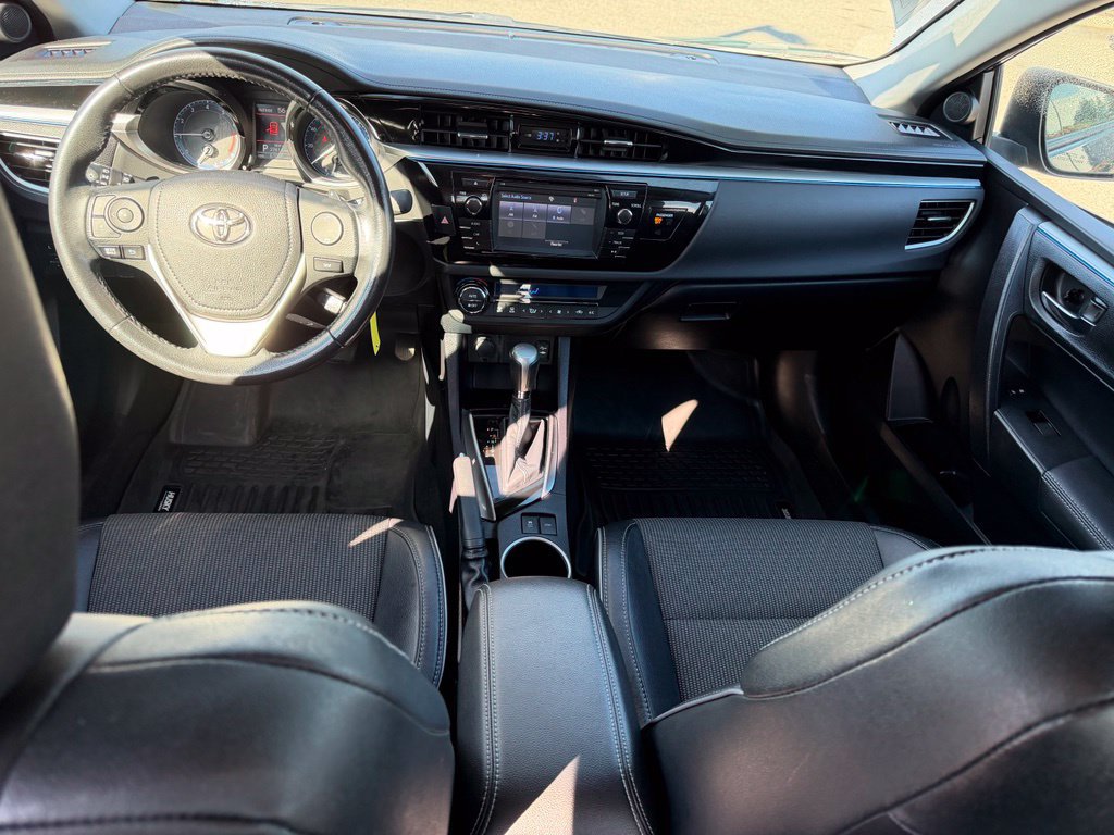 Used 2015 Toyota Corolla S FWD image 19