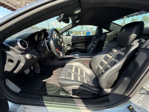 Used 2013 Ferrari California image 19