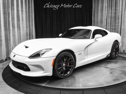 Used 2013 SRT Viper GTS w/ GTS Laguna Interior Pkg image 25