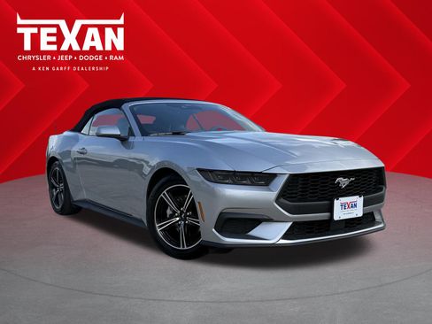 Used 2025 Ford Mustang Premium image 1