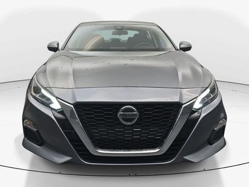 Used 2022 Nissan Altima 2.5 SV FWD image 5