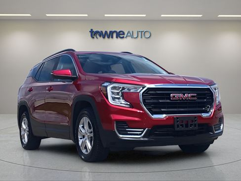 Used 2022 GMC Terrain SLE w/ Driver Convenience Package AWD/4WD image 7