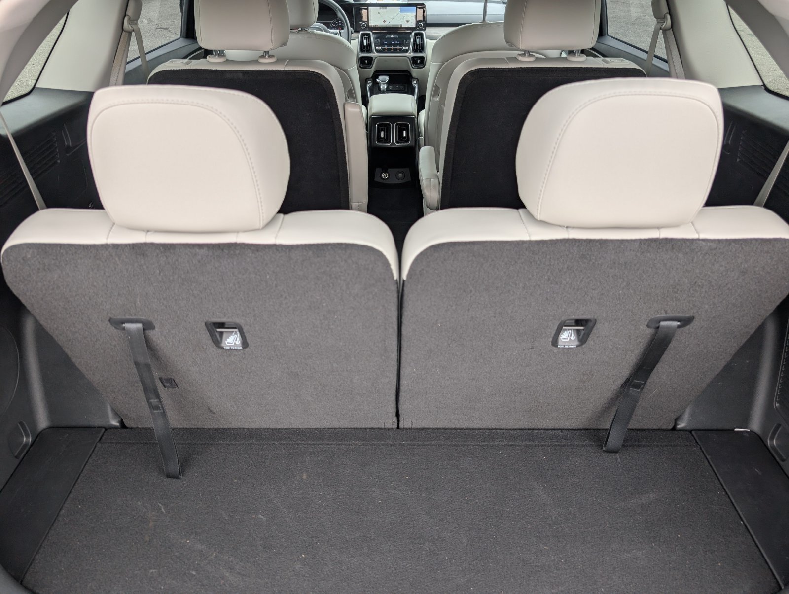 Used 2023 Kia Sorento EX w/ Panoramic Sunroof Package FWD image 14