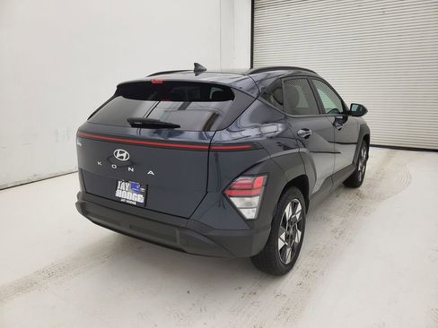 Used 2025 Hyundai Kona SEL image 14