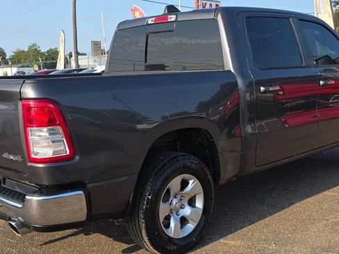 Used 2019 RAM 1500 Big Horn AWD/4WD image 3