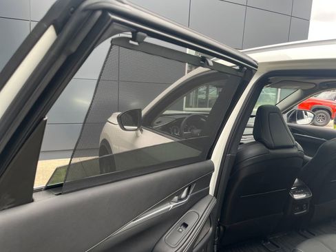 Used 2024 INFINITI QX60 Luxe w/ Cargo Package image 34