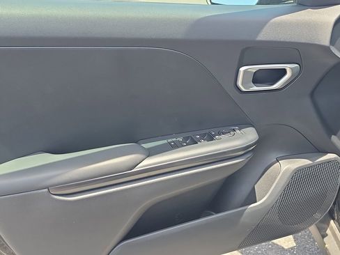 New 2026 Kia K4 FWD image 17