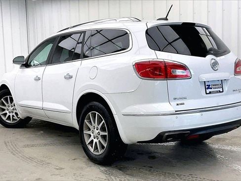 Used 2017 Buick Enclave Leather image 11