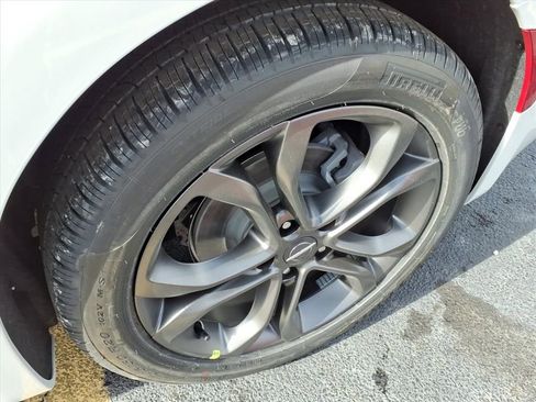 New 2026 Chrysler Pacifica Select FWD image 11