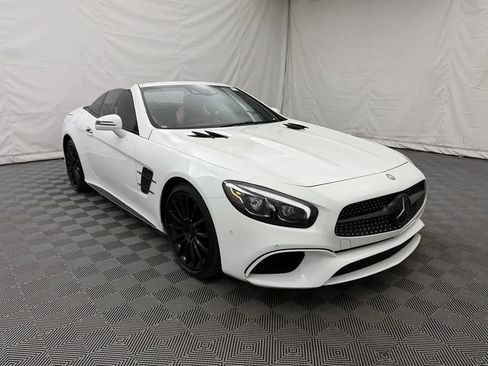 Used 2017 Mercedes-Benz SL 550 image 3