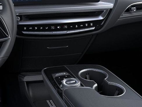 New 2025 Cadillac Lyriq Luxury image 44