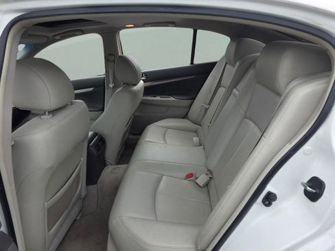 Used 2011 INFINITI G37 x w/ Premium Pkg image 19
