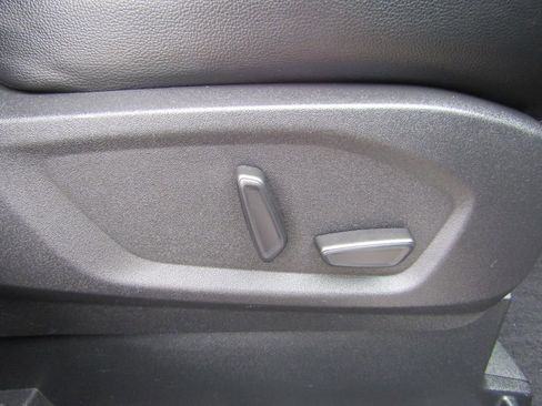 Used 2023 Ford Edge Titanium w/ Equipment Group 301A AWD/4WD image 39