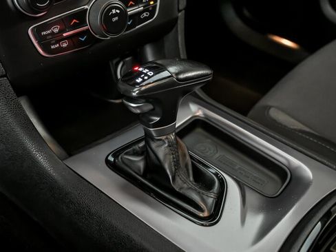 Used 2020 Dodge Charger SXT w/ Blacktop Package RWD image 29