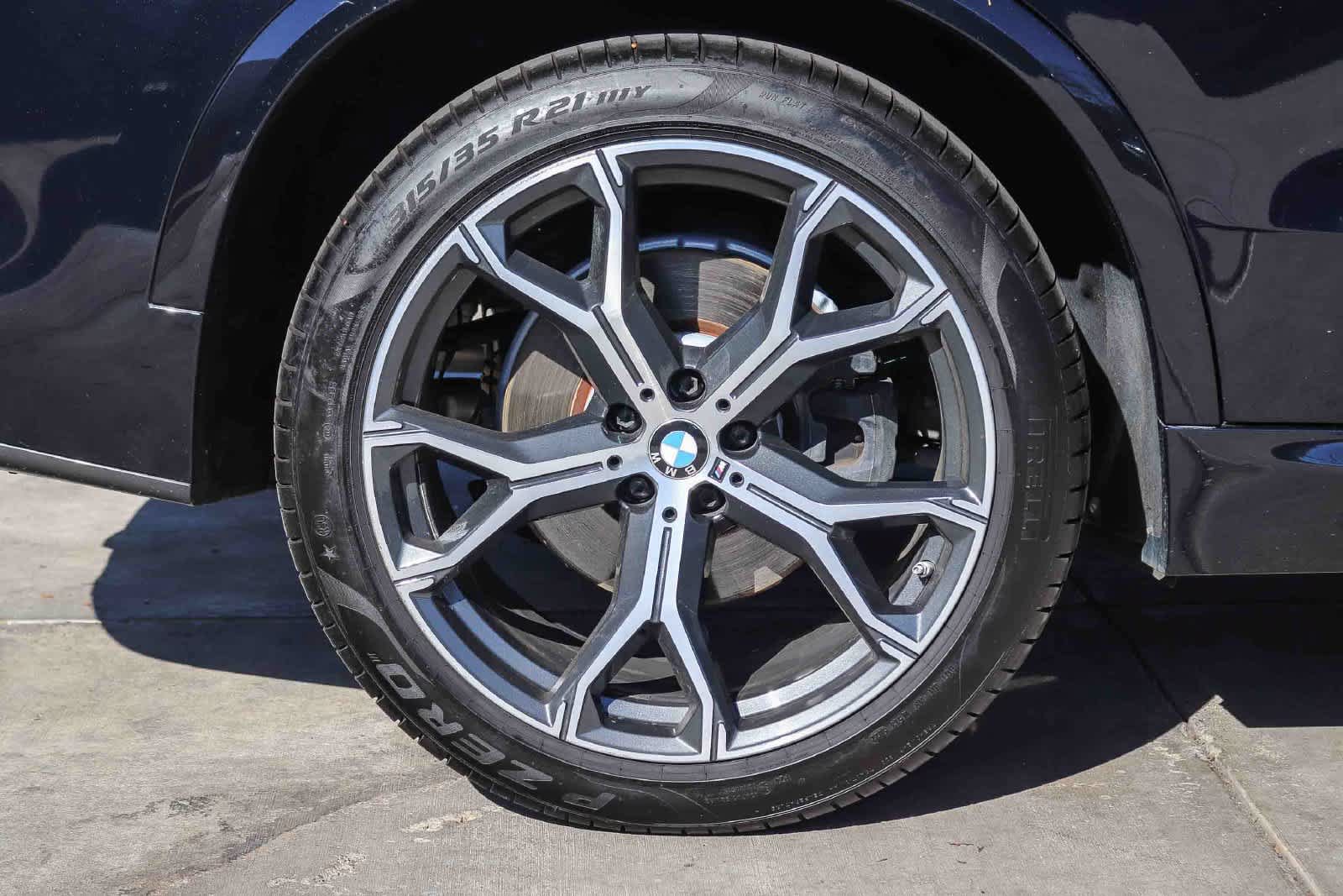 Used 2019 BMW X5 xDrive50i w/ M Sport Package AWD/4WD image 8