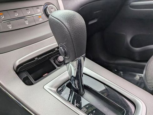 Used 2014 Nissan Sentra S image 12