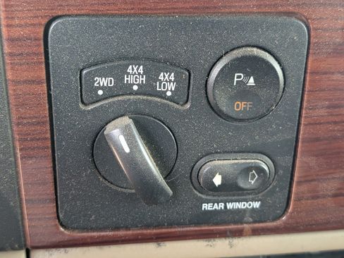 Used 2006 Ford F250 Lariat AWD/4WD image 10