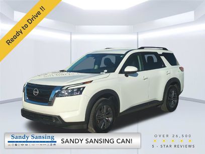 Used 2025 Nissan Pathfinder SV