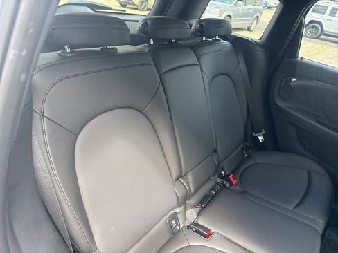 Used 2019 MINI Cooper Countryman S w/ Premium Package image 19