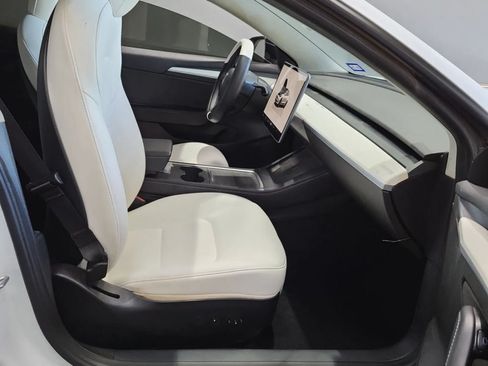Used 2022 Tesla Model 3 Long Range AWD/4WD image 6