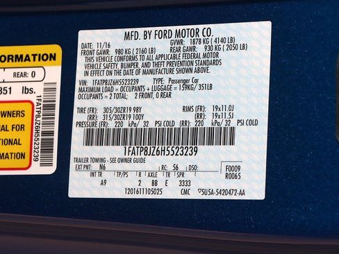 Used 2017 Ford Mustang Shelby GT350R w/ GT350R Equipment Group 920A image 63