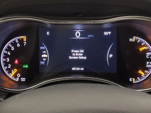 Used 2022 Jeep Grand Cherokee Laredo E image 23