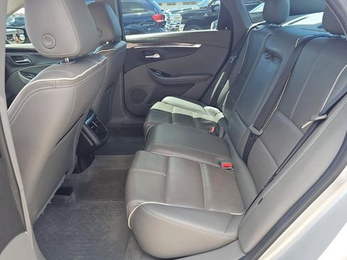 Used 2016 Chevrolet Impala LTZ FWD image 12