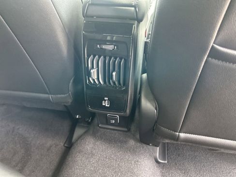 New 2025 Jeep Compass Latitude w/ Sun & Sound Group image 28