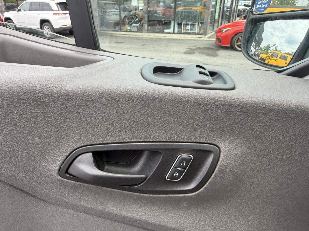 Used 2023 Ford E-Transit Medium Roof RWD image 23